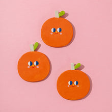 Load image into Gallery viewer, Hanging Orange / Ceramics Ornaments