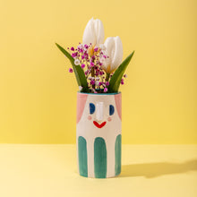 Load image into Gallery viewer, Babi / Ceramic Vase
