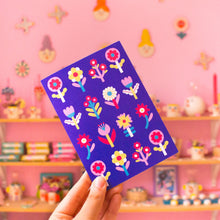 Load image into Gallery viewer, Flowers // A6 Greeting Card
