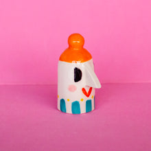 Load image into Gallery viewer, Odete, Nosy People - Handmade Ceramic Sculpture
