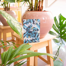 Load image into Gallery viewer, Camouflaged Cat // A6 Postcard
